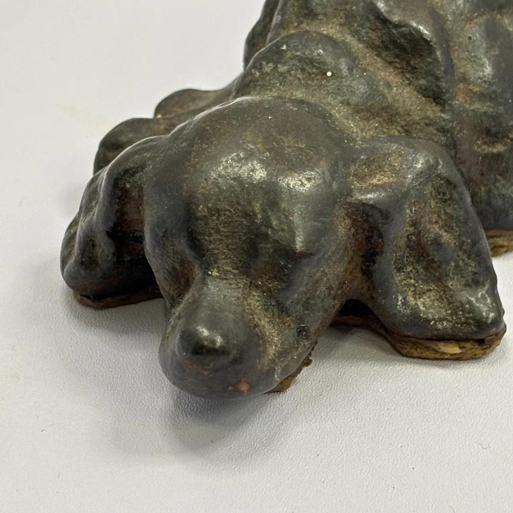 Antique Cast Iron Sleeping Dog Doorstop Heavy Metal Curled Hound Figurine 7 Inch - Picture 3 of 8